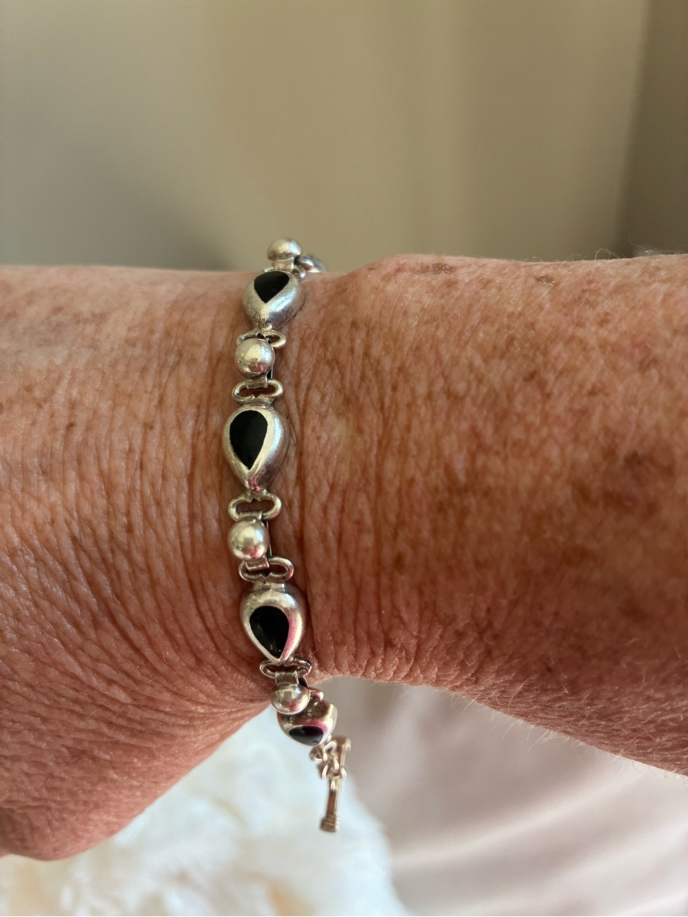 STUNNING Sterling Silver 925 Mexico Stamp, Black Onyx Teardrop Bracelet! ๐ค๐ค๐ค - Picture 7 of 9